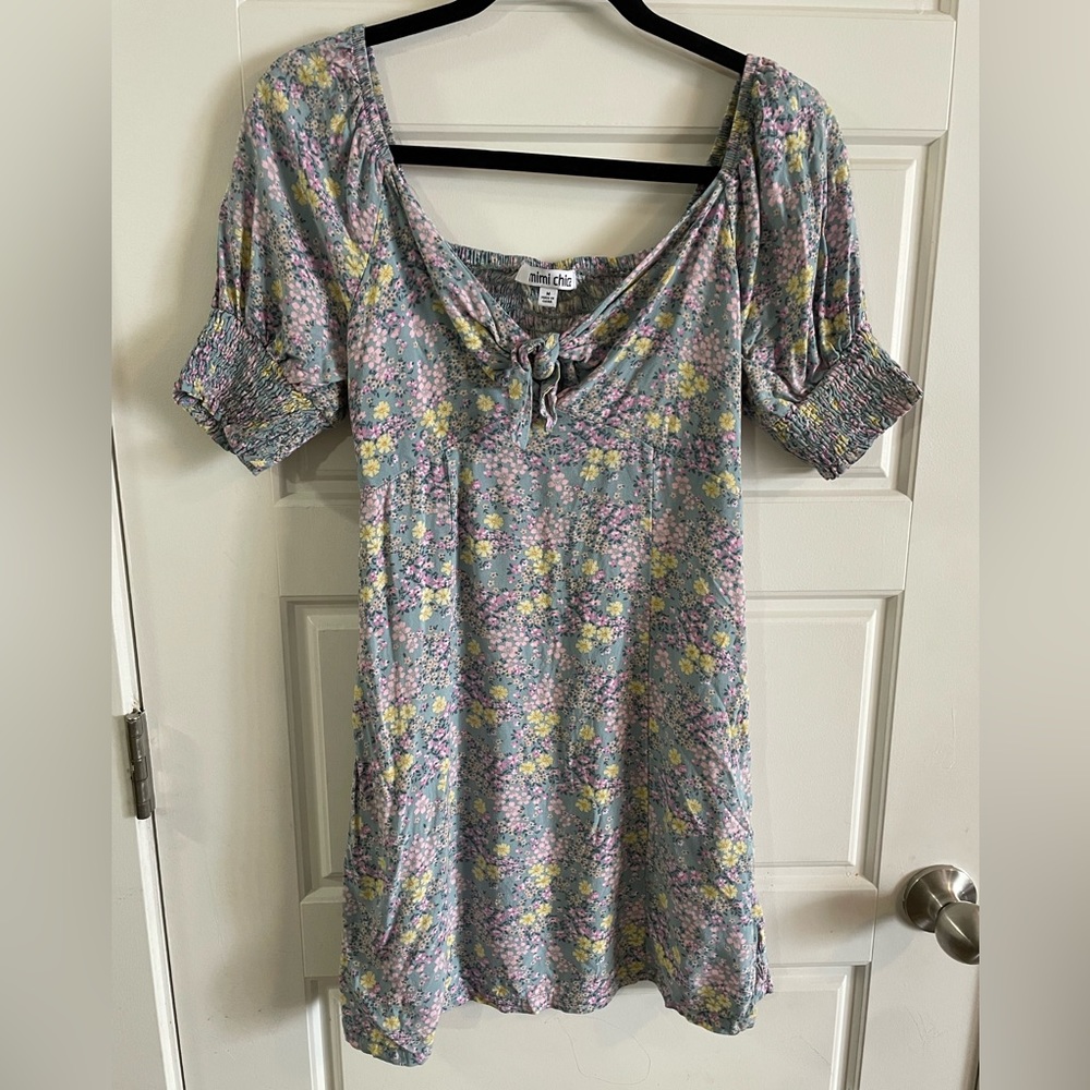 Mimi Chica Multicolor Floral Mini Dress Pockets Puff Sleeves ElasticBack SizeM